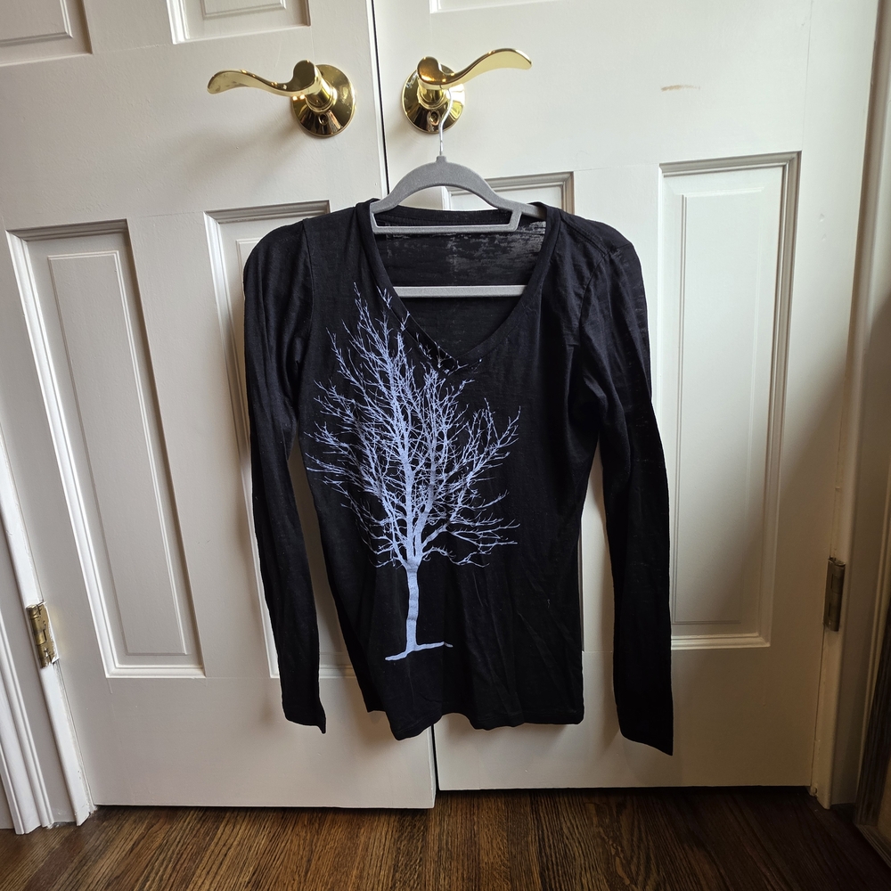 Made In Brooklyn - Black Tree Design V-Neck Women's Top